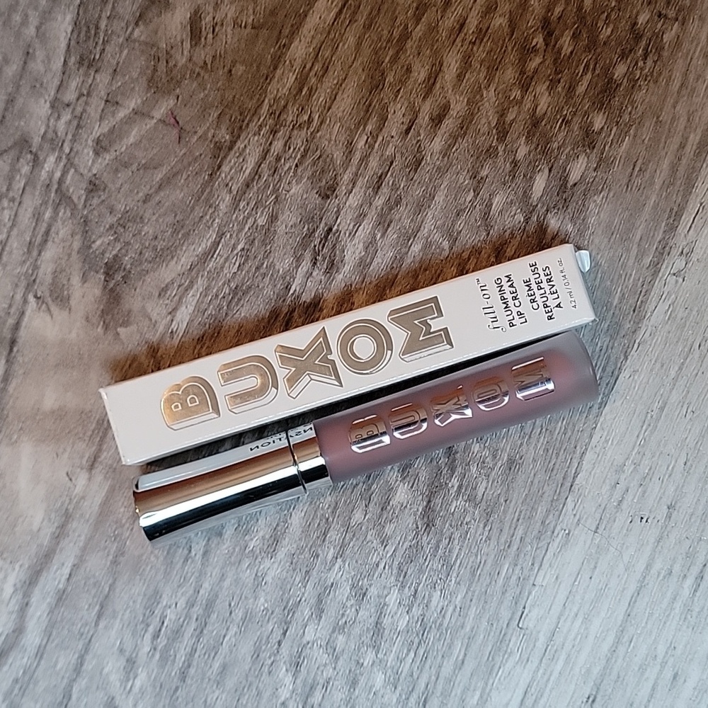 Buxom Dolly lip cream